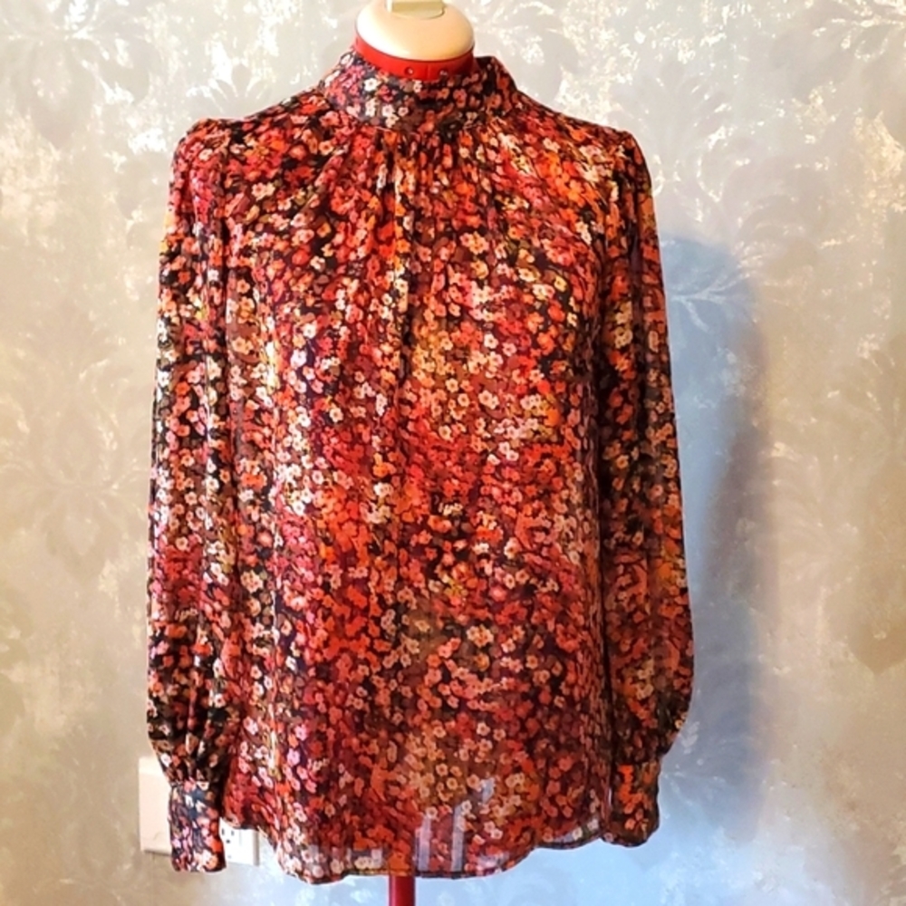 H&M flowy floral top